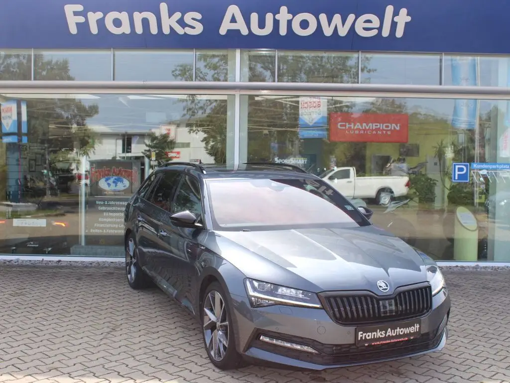 Photo 1 : Skoda Superb 2020 Essence