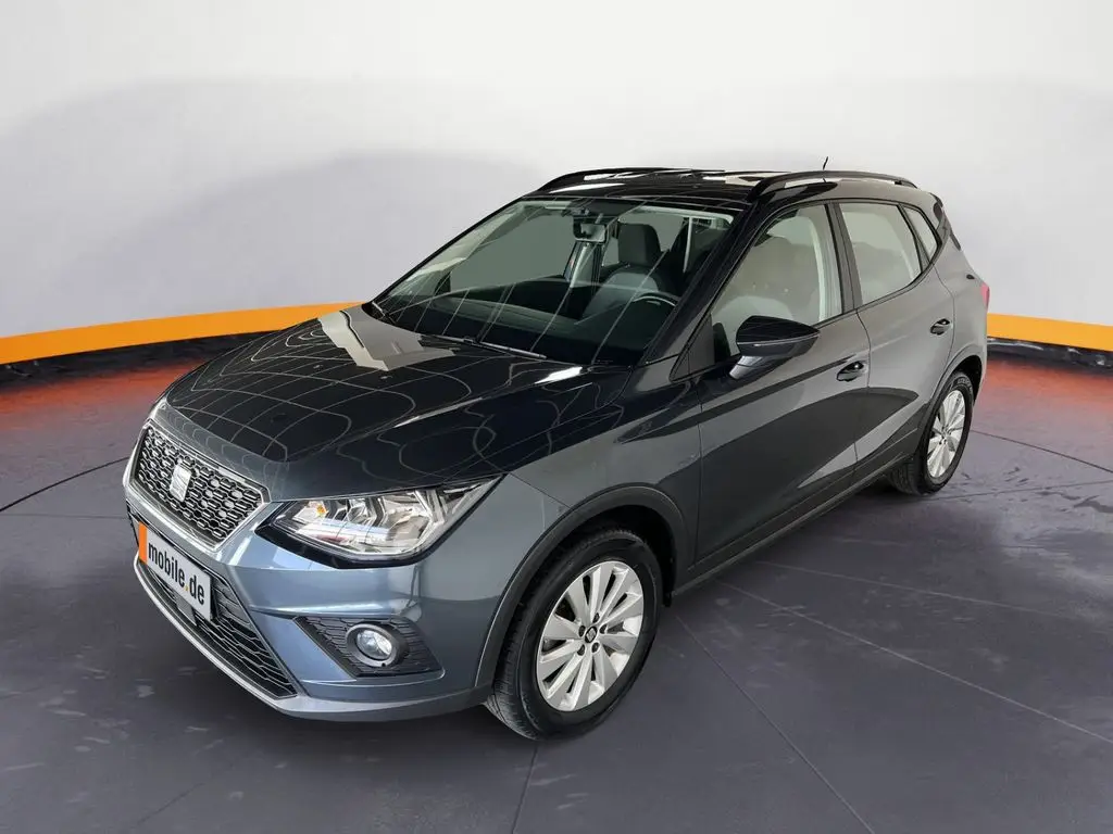 Photo 1 : Seat Arona 2021 Petrol