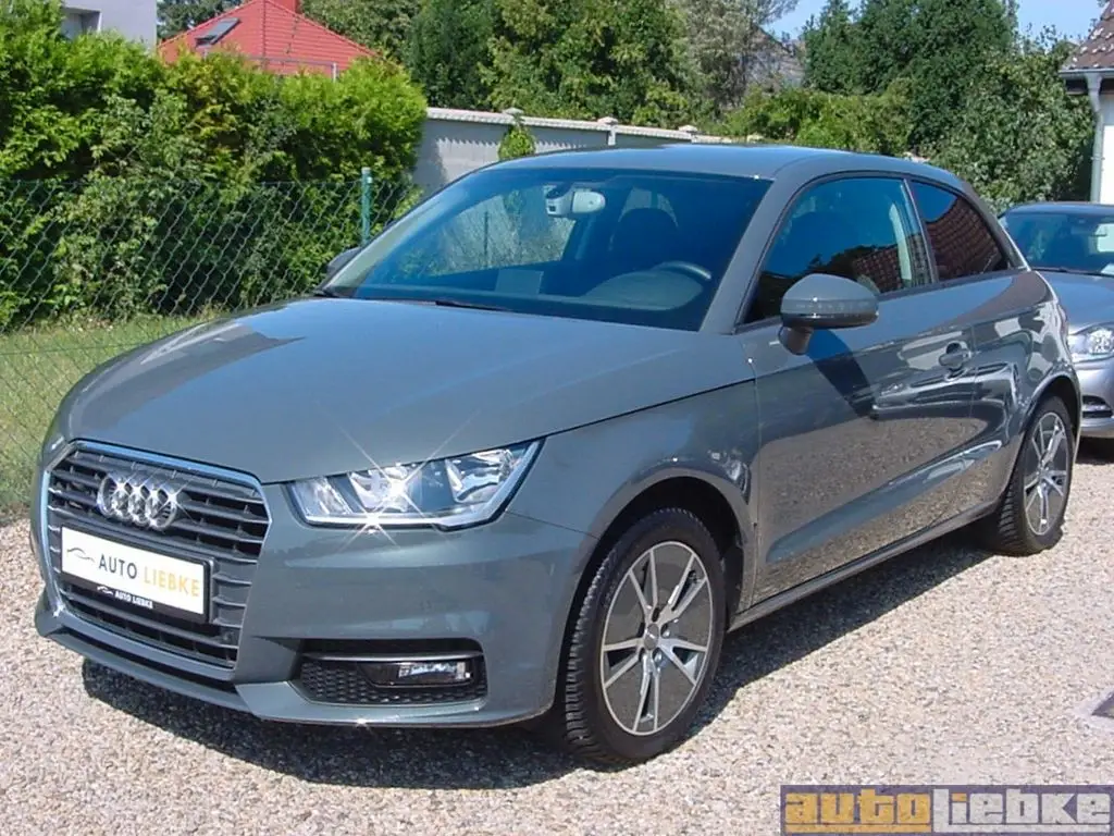 Photo 1 : Audi A1 2015 Petrol