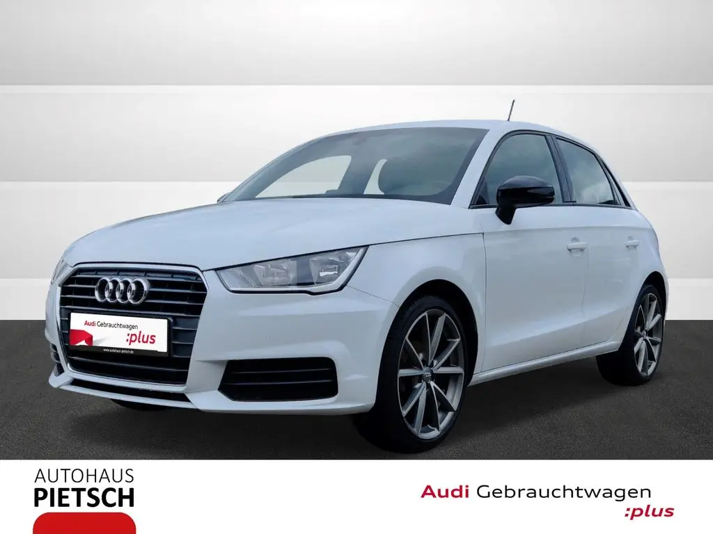 Photo 1 : Audi A1 2018 Petrol