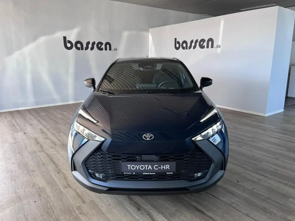 Photo 1 : Toyota C-hr 2024 Hybrid