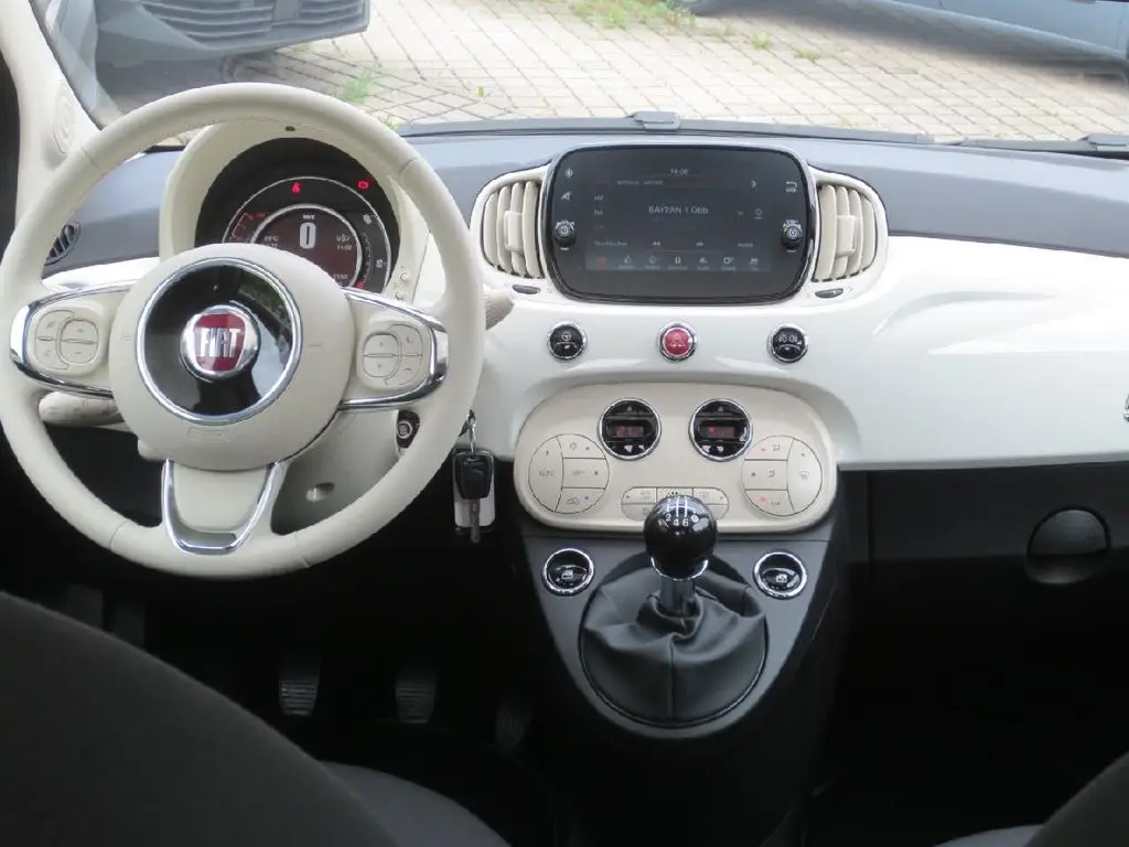 Photo 1 : Fiat 500 2024 Essence