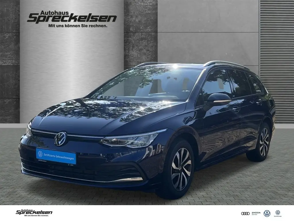 Photo 1 : Volkswagen Golf 2023 Essence