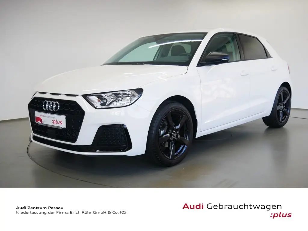 Photo 1 : Audi A1 2023 Petrol