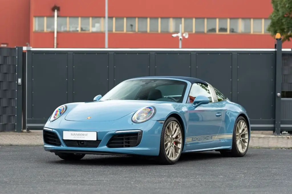 Photo 1 : Porsche 991 2016 Essence