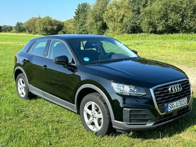 Photo 1 : Audi Q2 2020 Essence