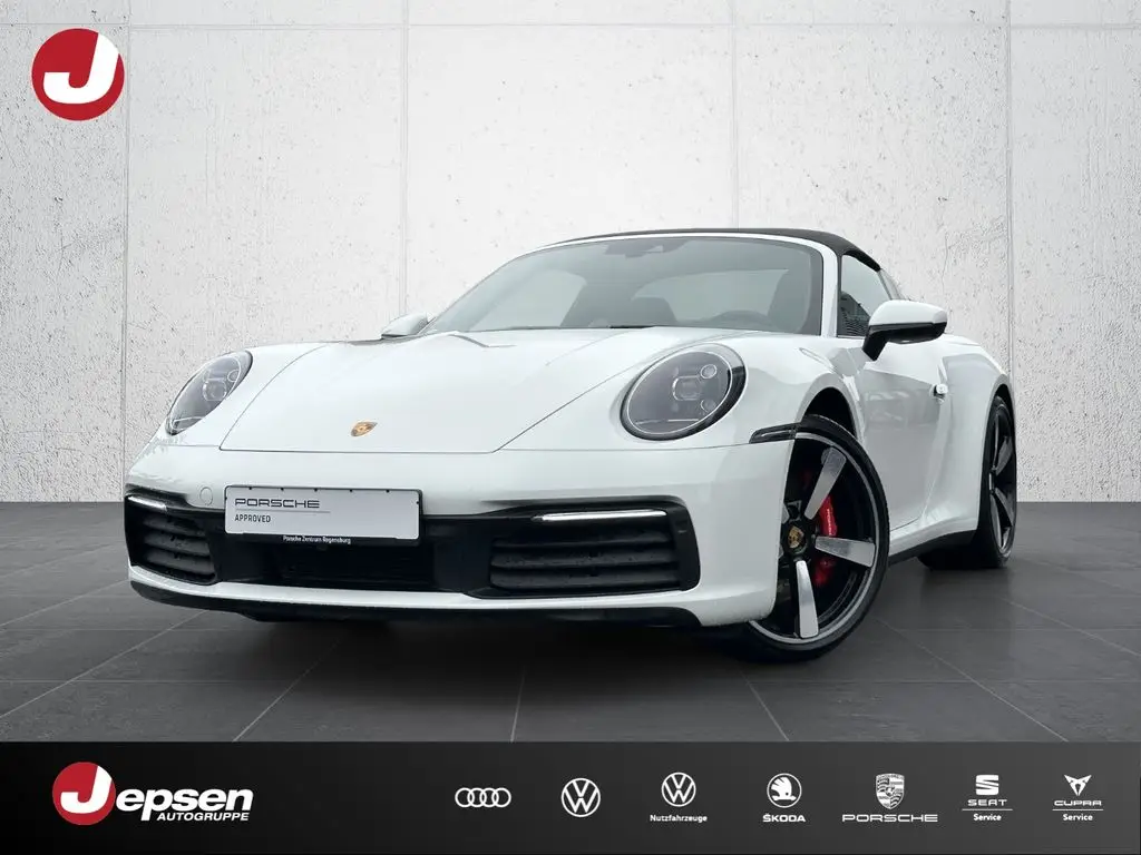 Photo 1 : Porsche 992 2023 Petrol