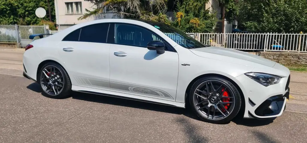 Photo 1 : Mercedes-benz Classe Cla 2023 Petrol