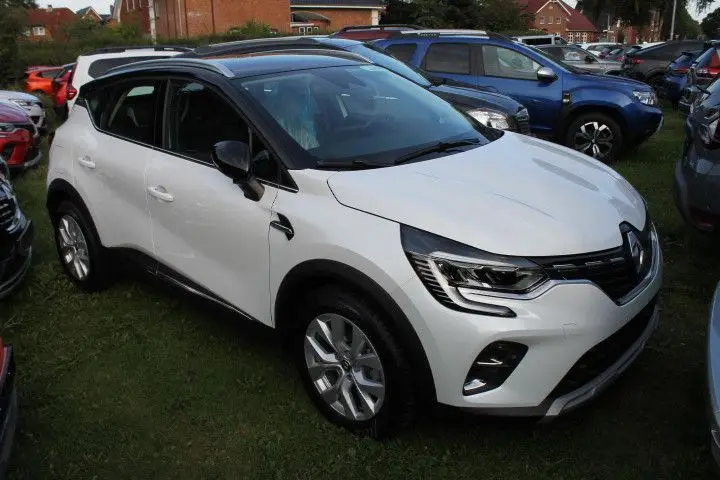 Photo 1 : Renault Captur 2023 Petrol