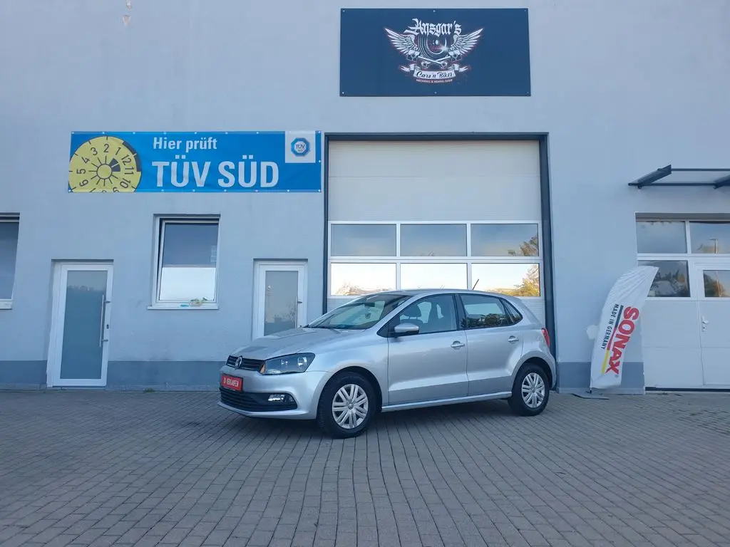 Photo 1 : Volkswagen Polo 2015 Essence