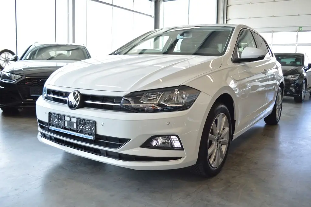 Photo 1 : Volkswagen Polo 2020 Essence