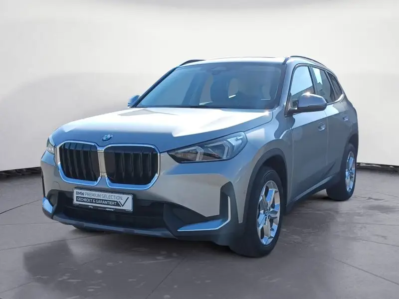 Photo 1 : Bmw X1 2023 Essence