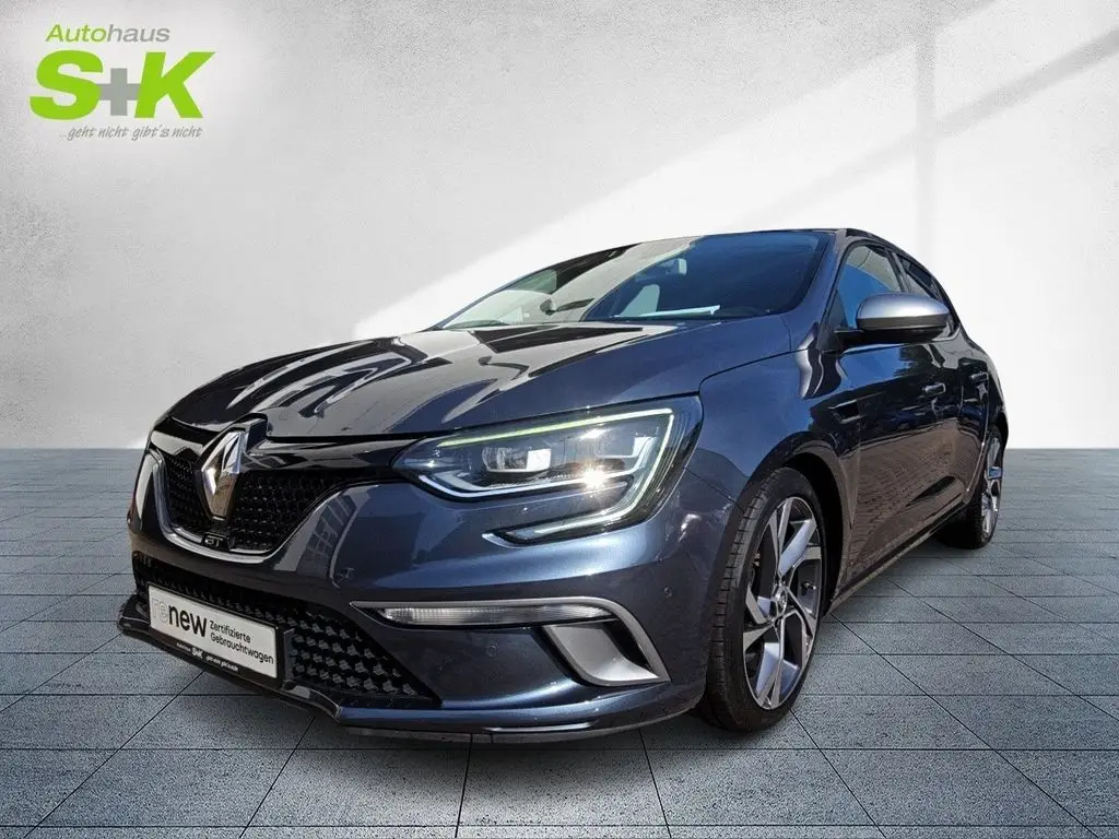 Photo 1 : Renault Megane 2016 Essence