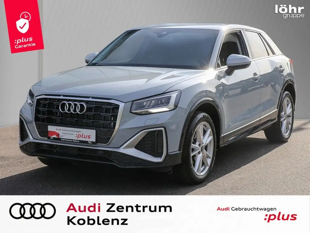 Photo 1 : Audi Q2 2023 Essence