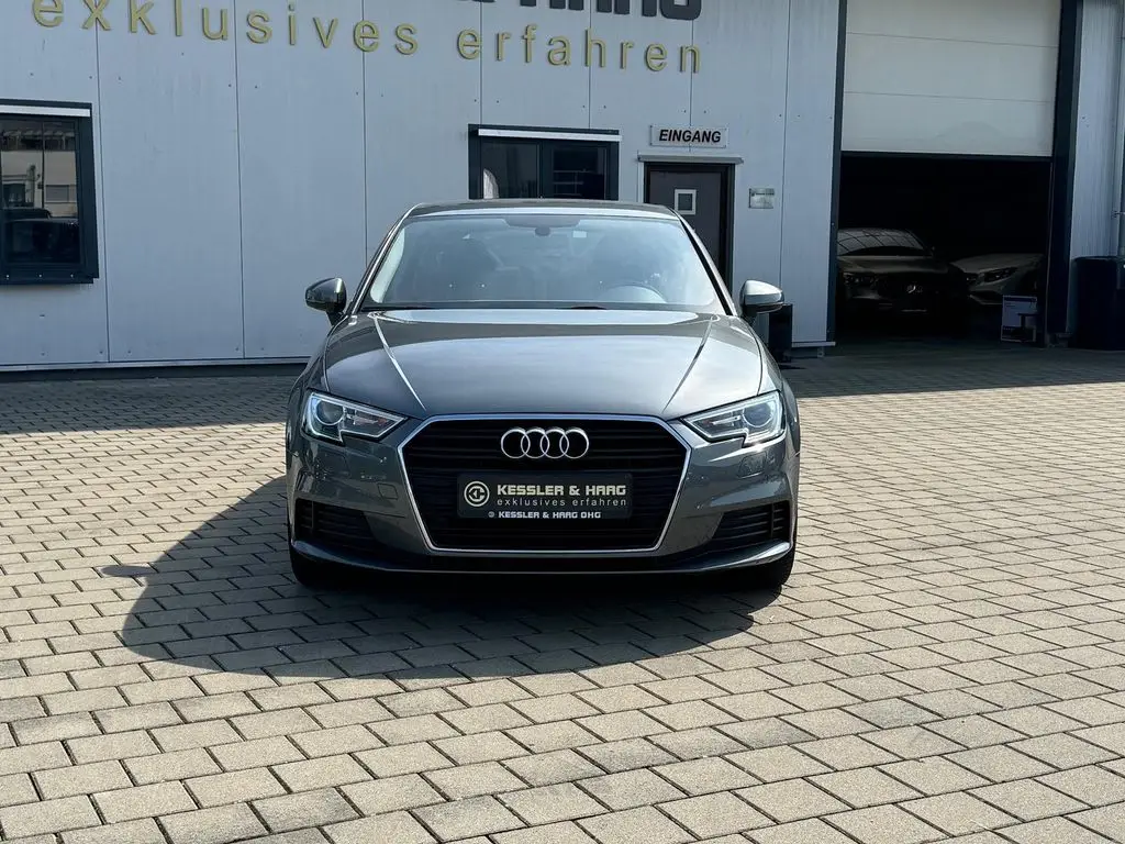 Photo 1 : Audi A3 2019 Essence