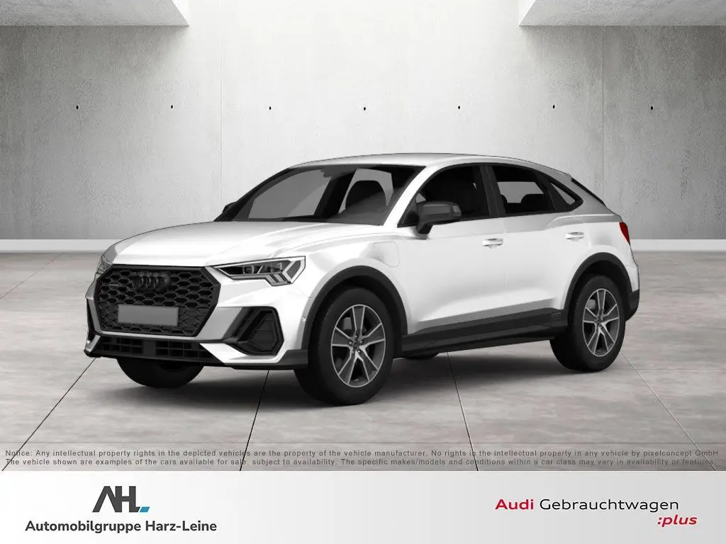 Photo 1 : Audi Q3 2022 Hybrid