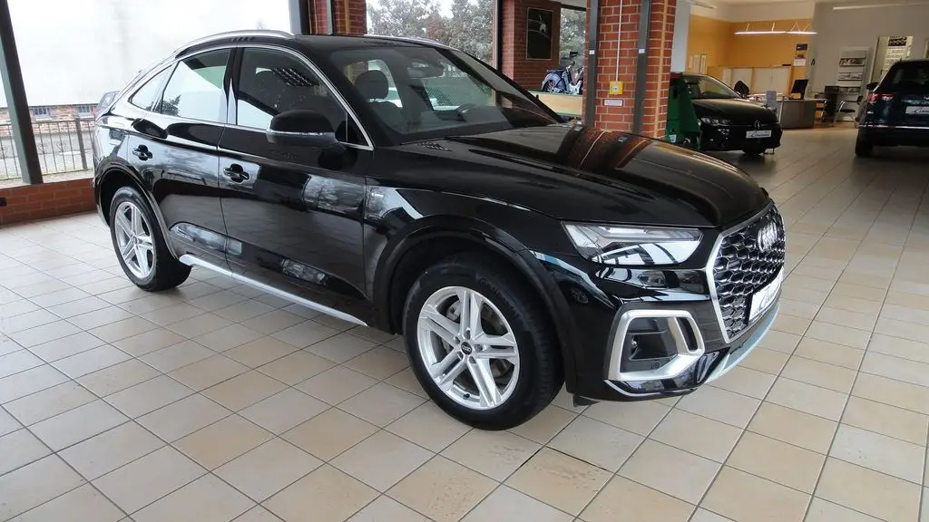 Photo 1 : Audi Q5 2022 Diesel