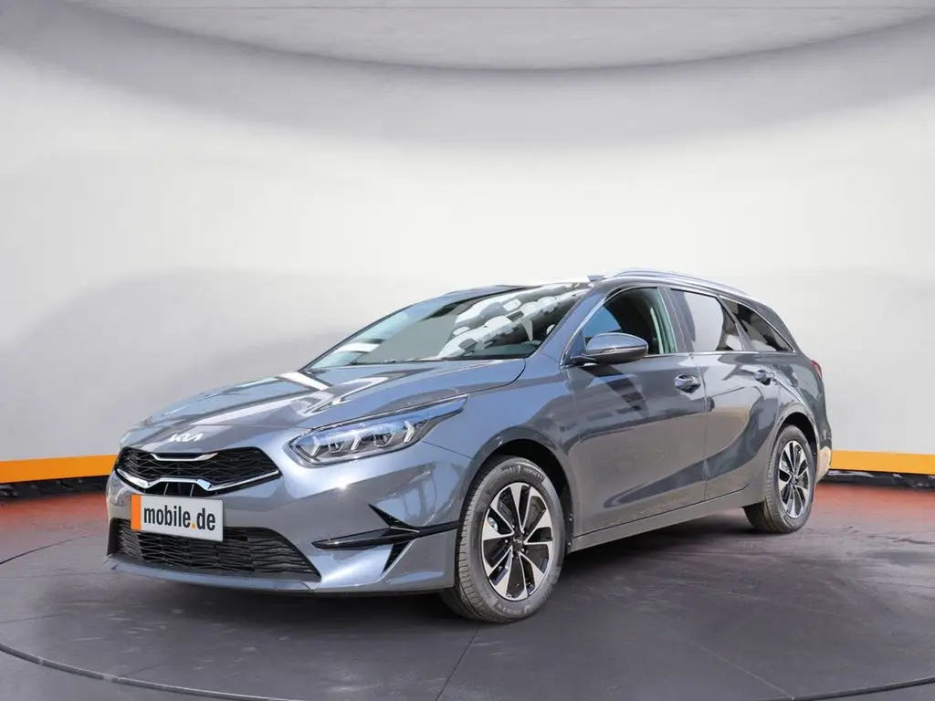 Photo 1 : Kia Ceed 2024 Petrol