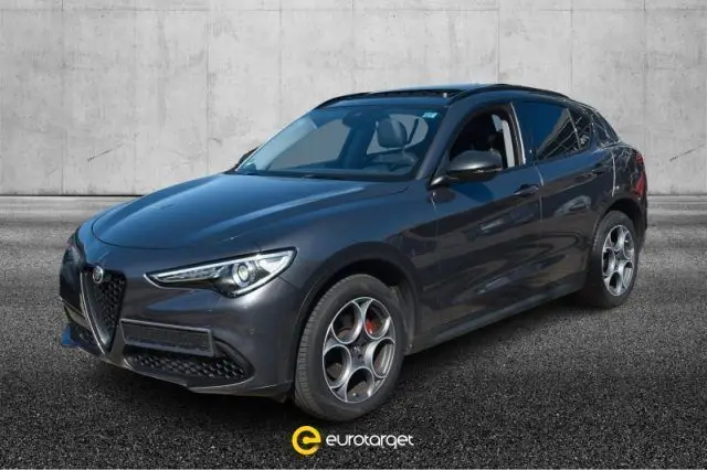 Photo 1 : Alfa Romeo Stelvio 2019 Essence