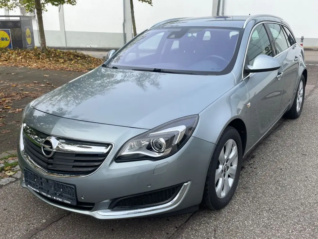 Photo 1 : Opel Insignia 2015 Petrol