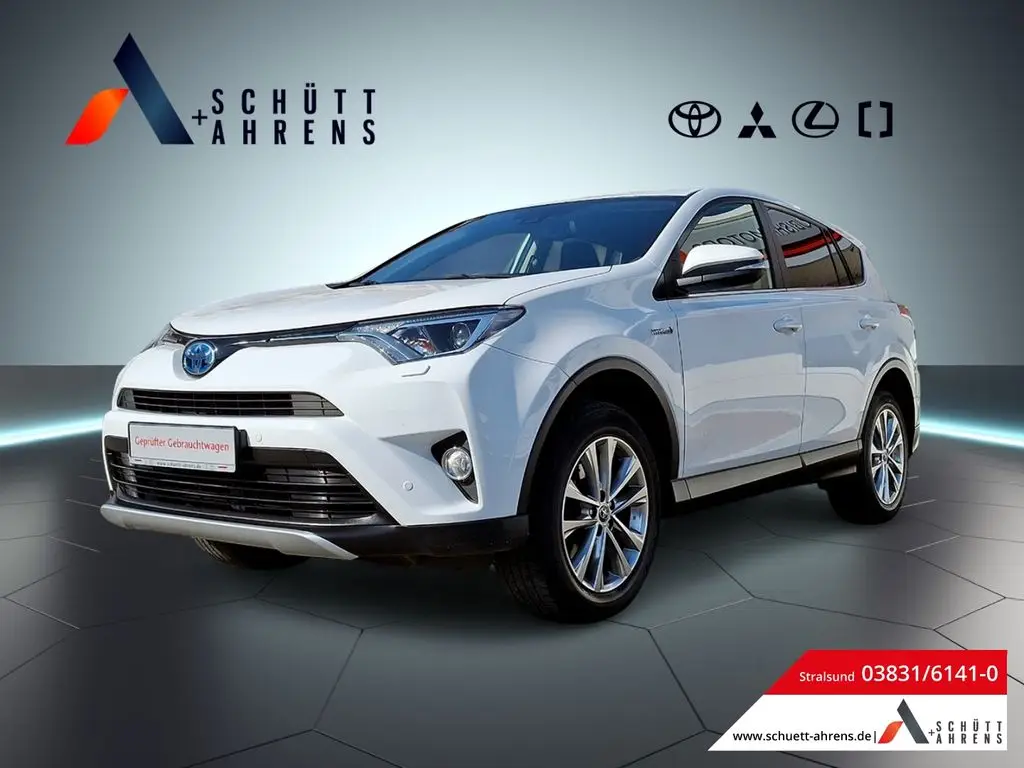 Photo 1 : Toyota Rav4 2017 Hybrid