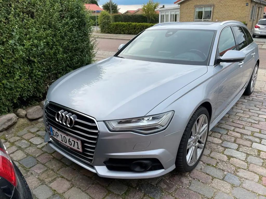 Photo 1 : Audi A6 2016 Diesel