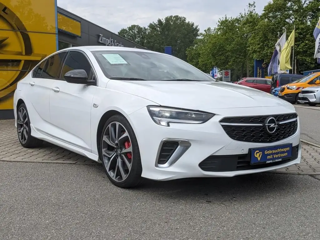 Photo 1 : Opel Insignia 2022 Essence