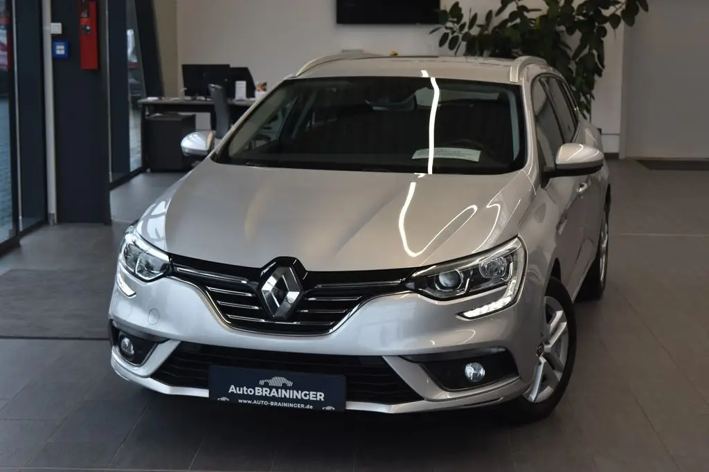 Photo 1 : Renault Megane 2018 Diesel