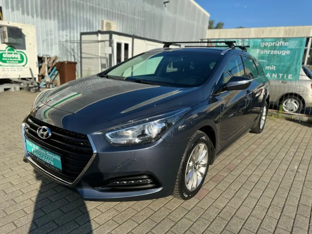 Photo 1 : Hyundai I40 2018 Petrol