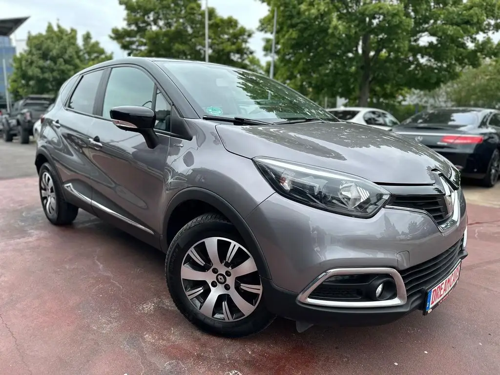 Photo 1 : Renault Captur 2016 Essence