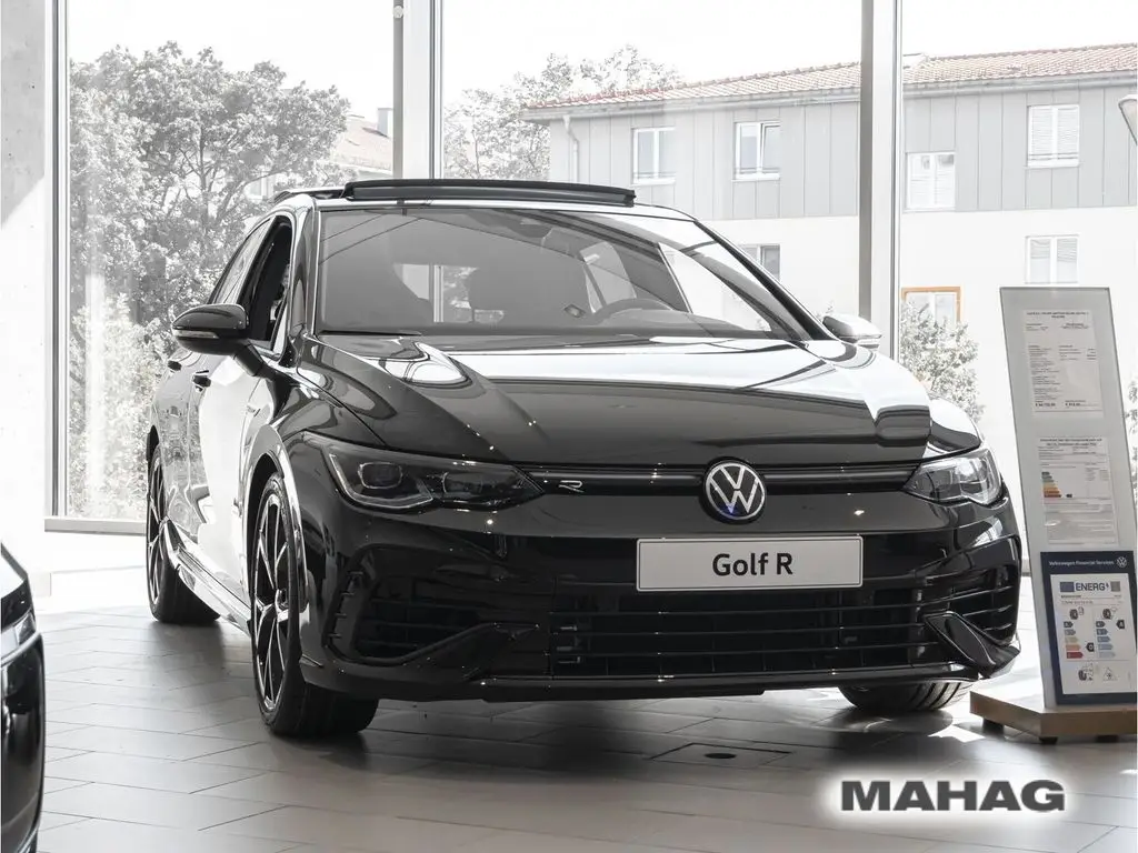 Photo 1 : Volkswagen Golf 2024 Petrol