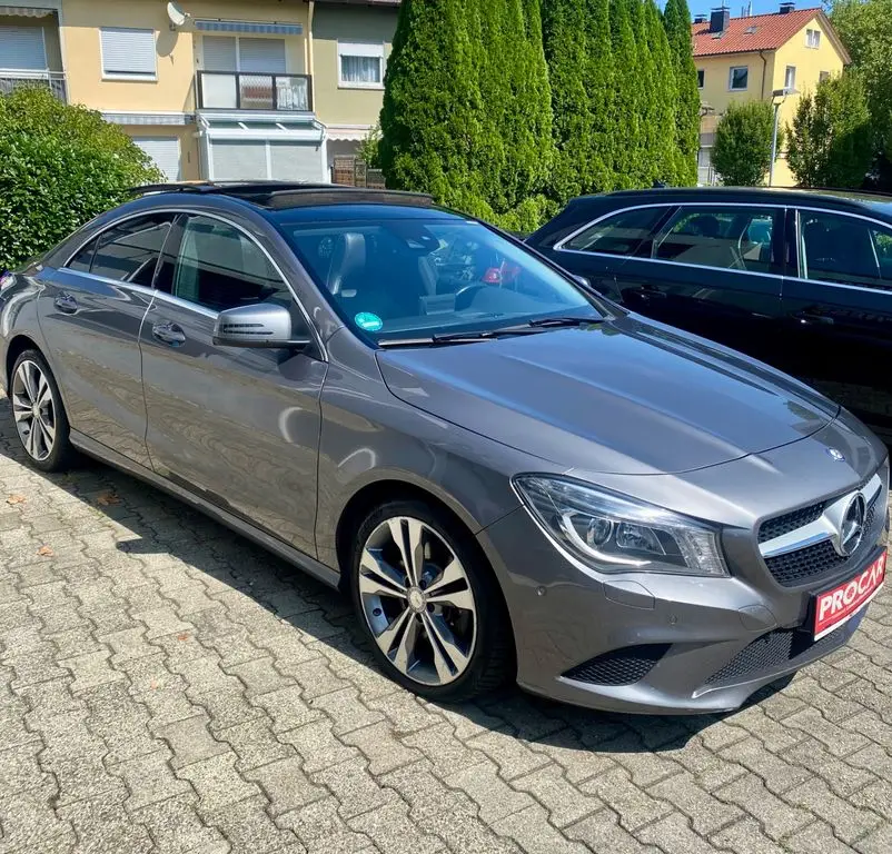 Photo 1 : Mercedes-benz Classe Cla 2015 Essence