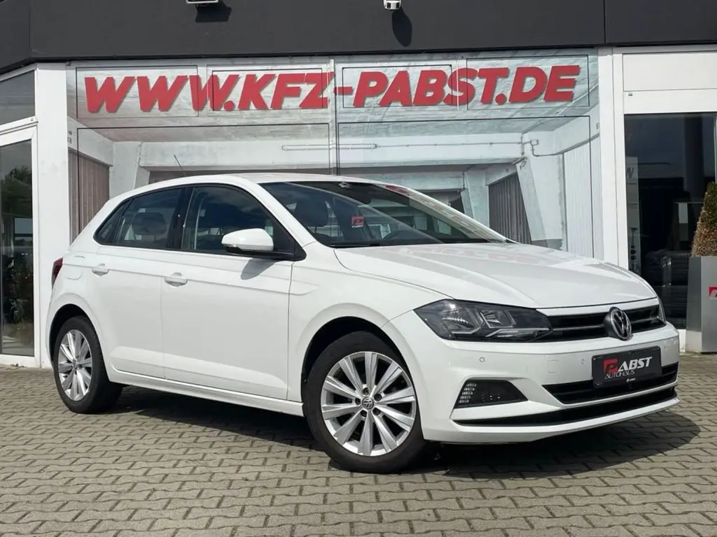 Photo 1 : Volkswagen Polo 2019 Petrol