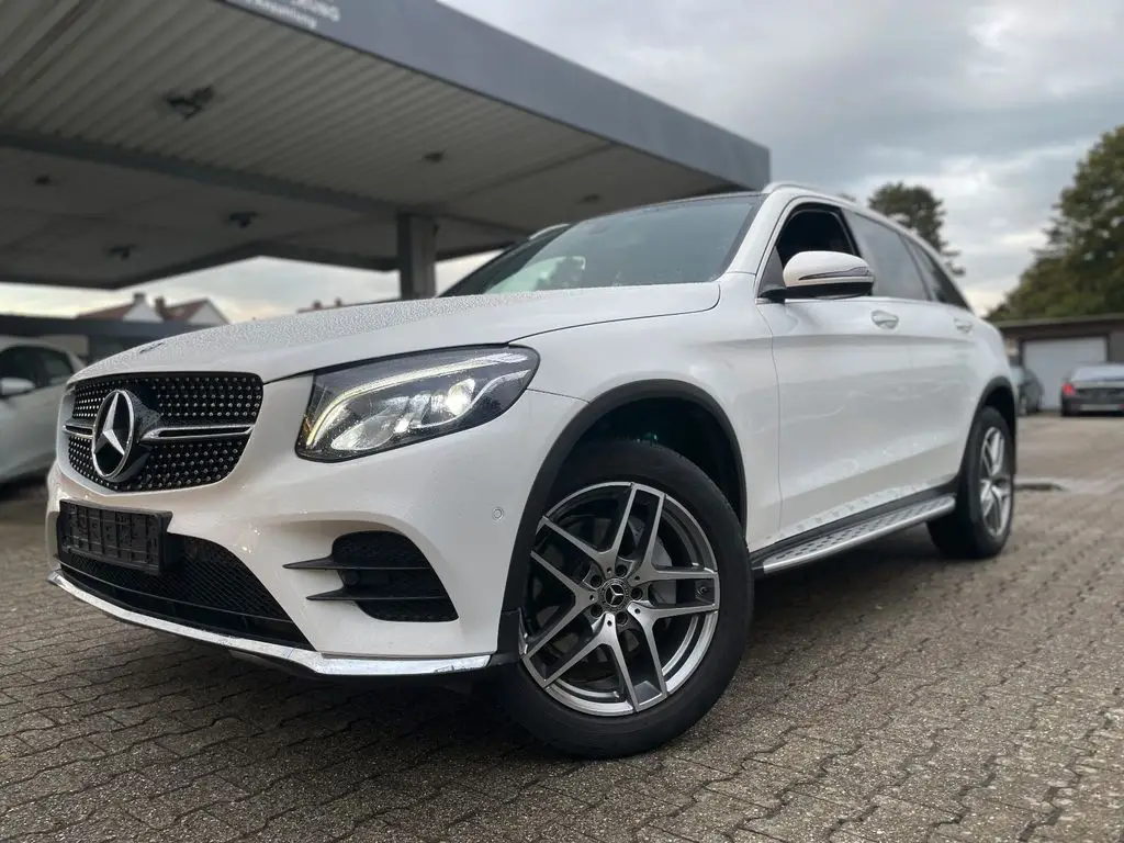 Photo 1 : Mercedes-benz Classe Glc 2016 Petrol