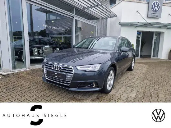 Photo 1 : Audi A4 2018 Diesel