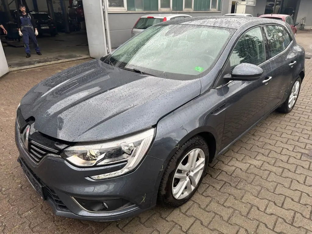 Photo 1 : Renault Megane 2019 Petrol