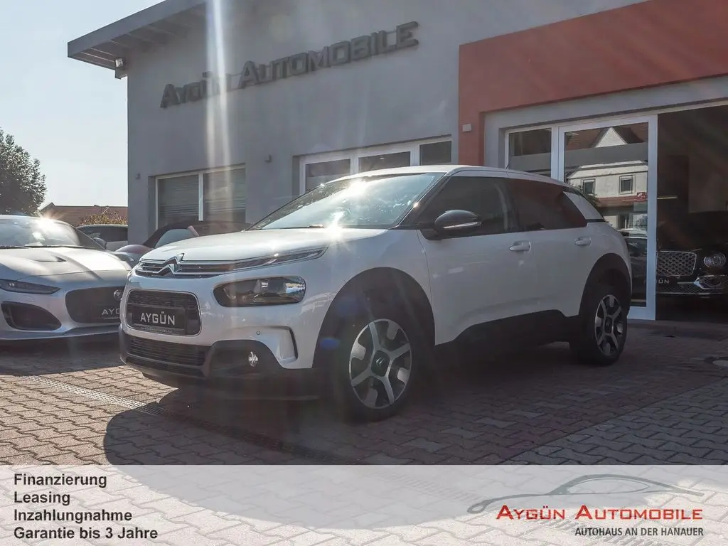 Photo 1 : Citroen C4 2019 Essence