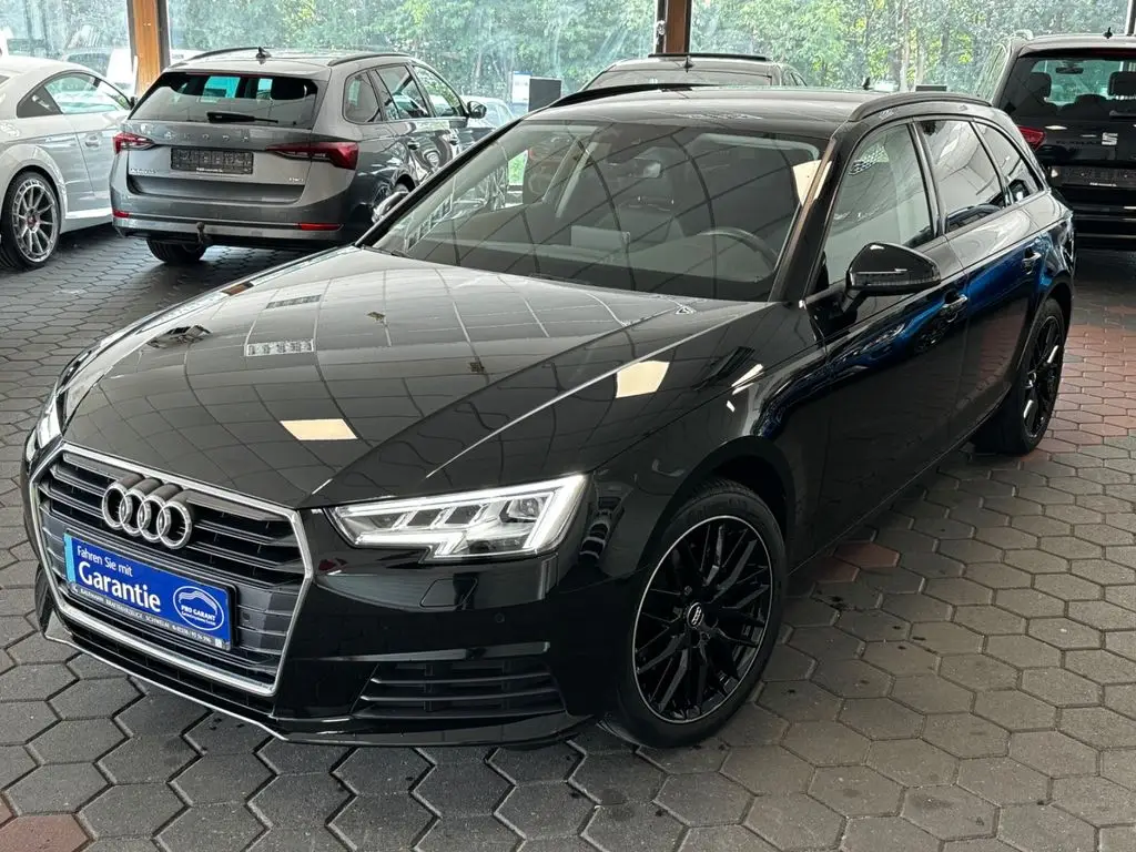 Photo 1 : Audi A4 2019 Diesel