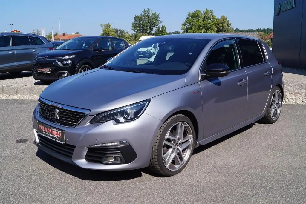 Photo 1 : Peugeot 308 2018 Petrol