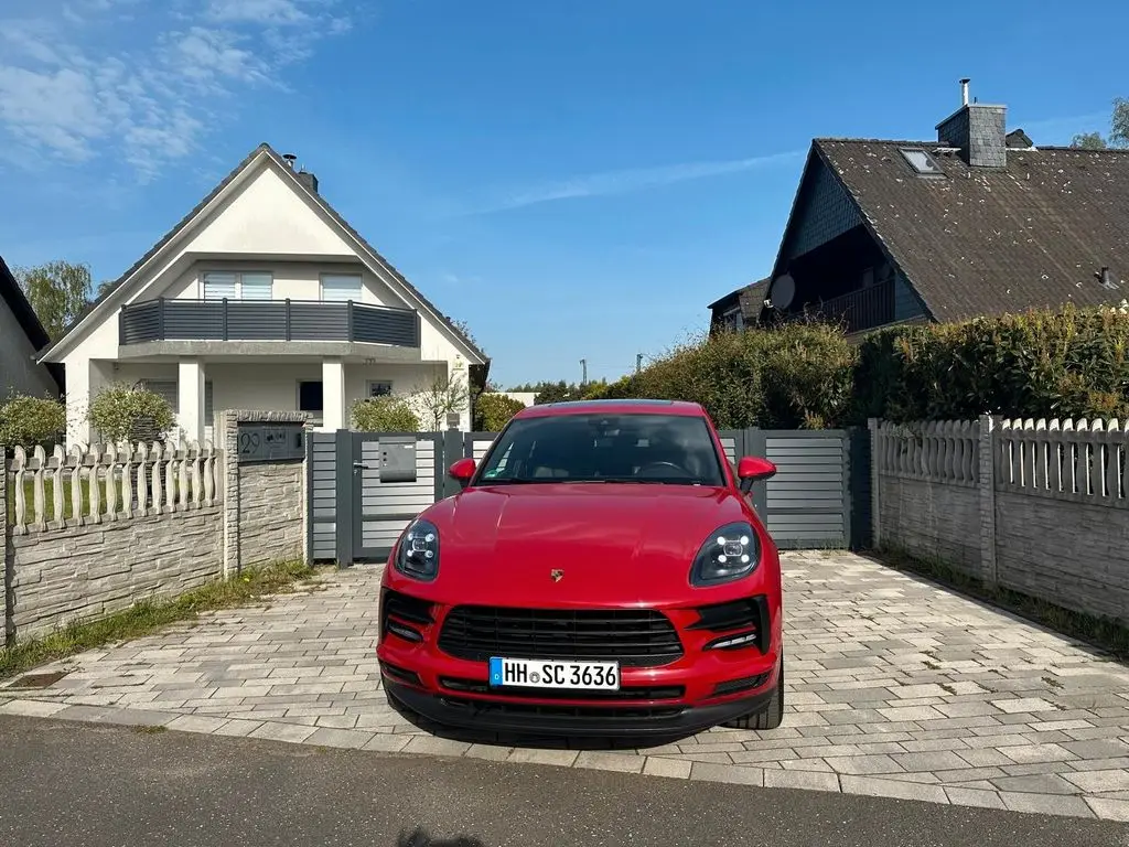 Photo 1 : Porsche Macan 2019 Essence