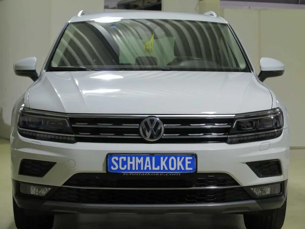 Photo 1 : Volkswagen Tiguan 2020 Essence