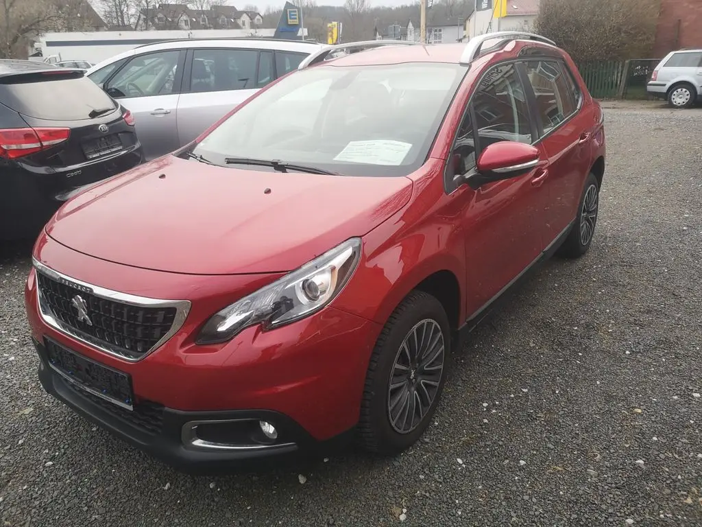 Photo 1 : Peugeot 2008 2018 Petrol