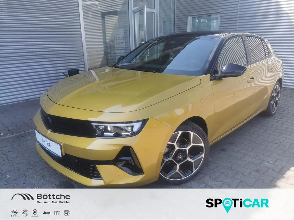 Photo 1 : Opel Astra 2024 Essence