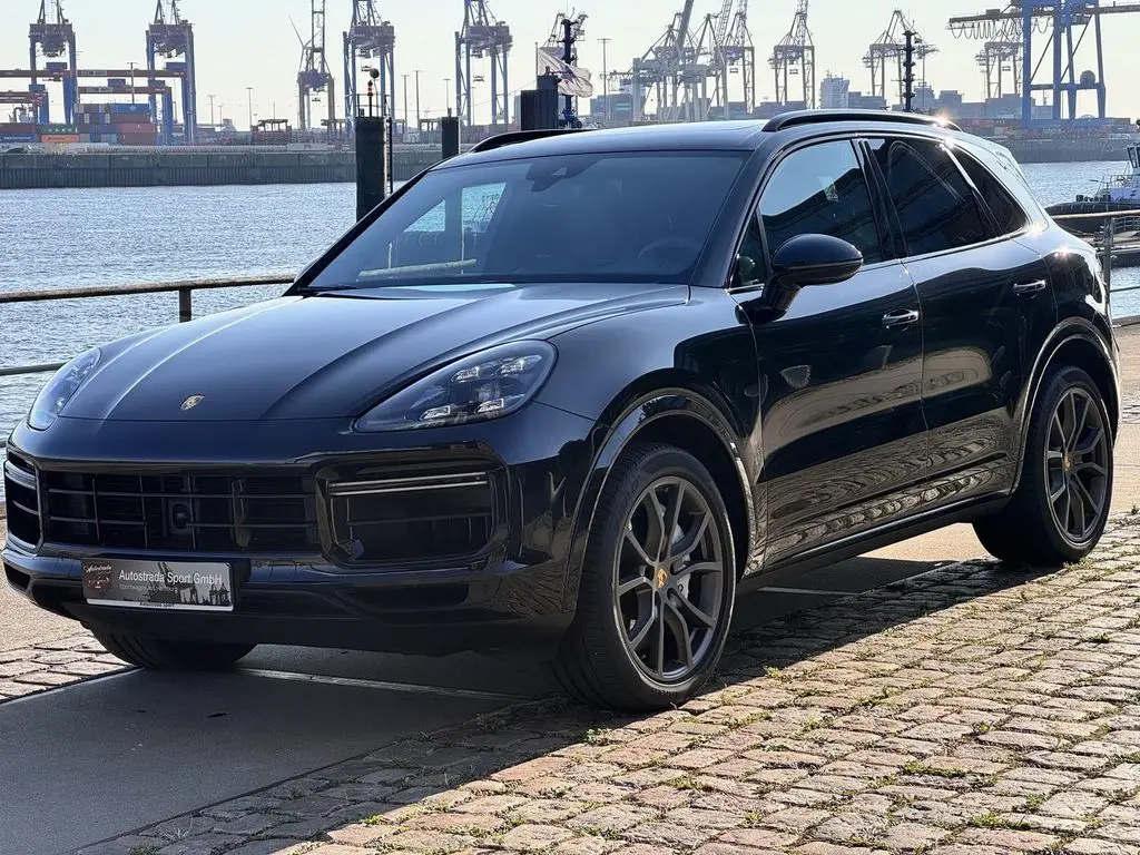 Photo 1 : Porsche Cayenne 2018 Petrol