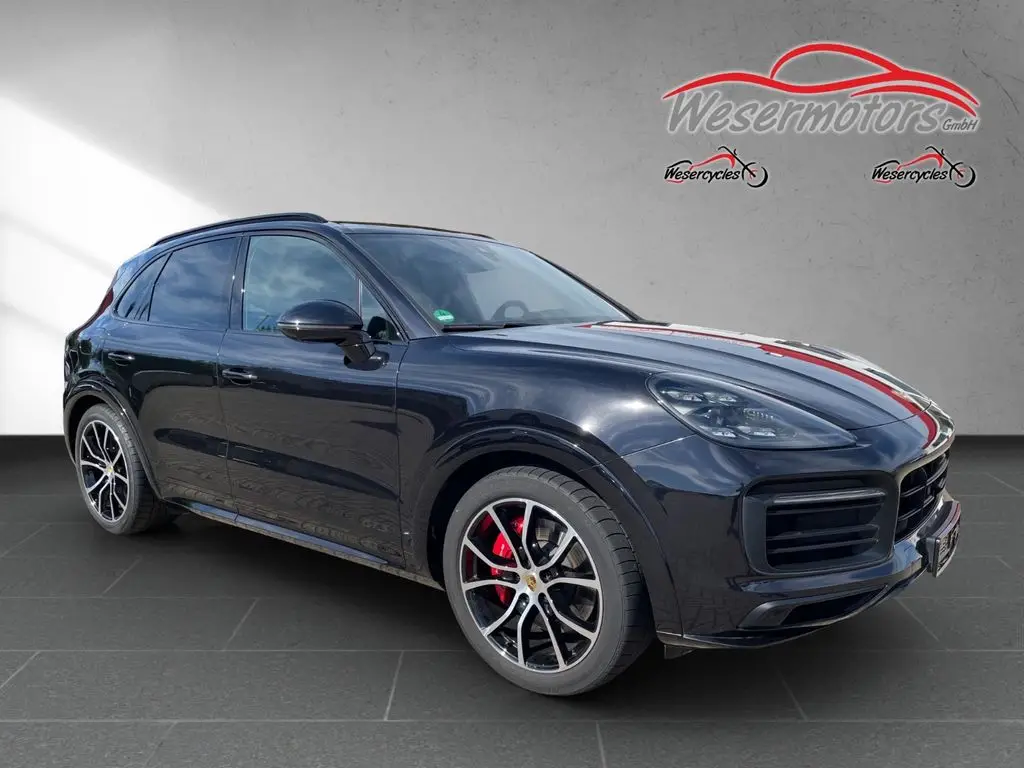 Photo 1 : Porsche Cayenne 2021 Essence