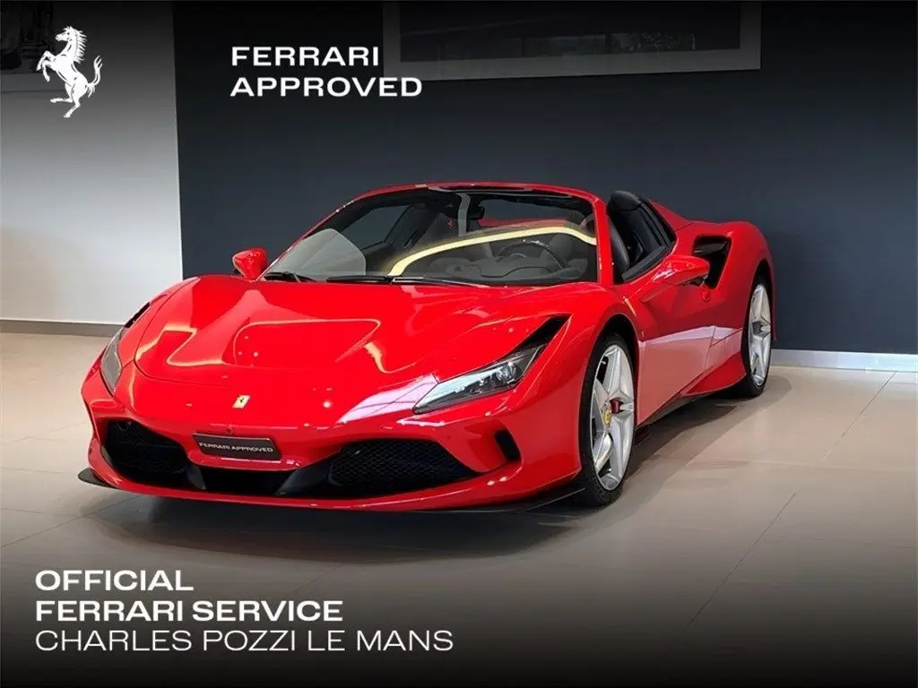 Photo 1 : Ferrari F8 2021 Essence