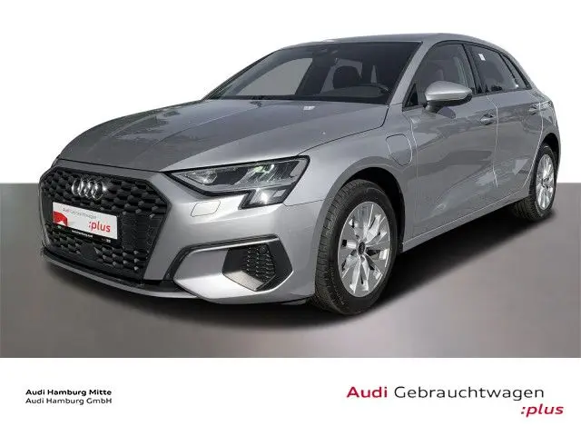 Photo 1 : Audi A3 2022 Hybride