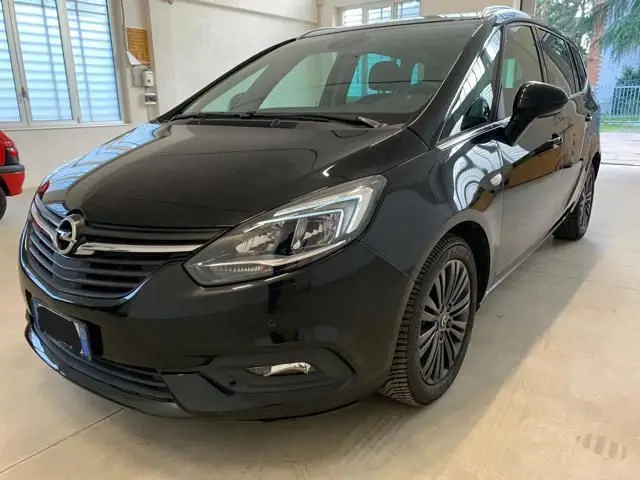 Photo 1 : Opel Zafira 2019 Diesel