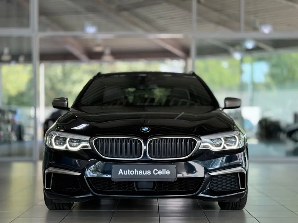 Photo 1 : Bmw M550 2019 Diesel