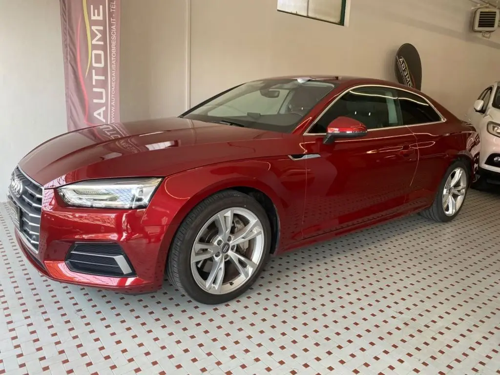 Photo 1 : Audi A5 2017 Hybride